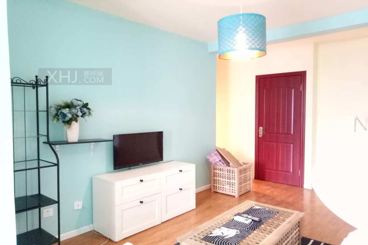 智地哥谭LOFT公寓  1室1厅1卫    2400.0元/月 智地哥谭LOFT公寓  1室1厅1卫    2400.0元/月室内图1