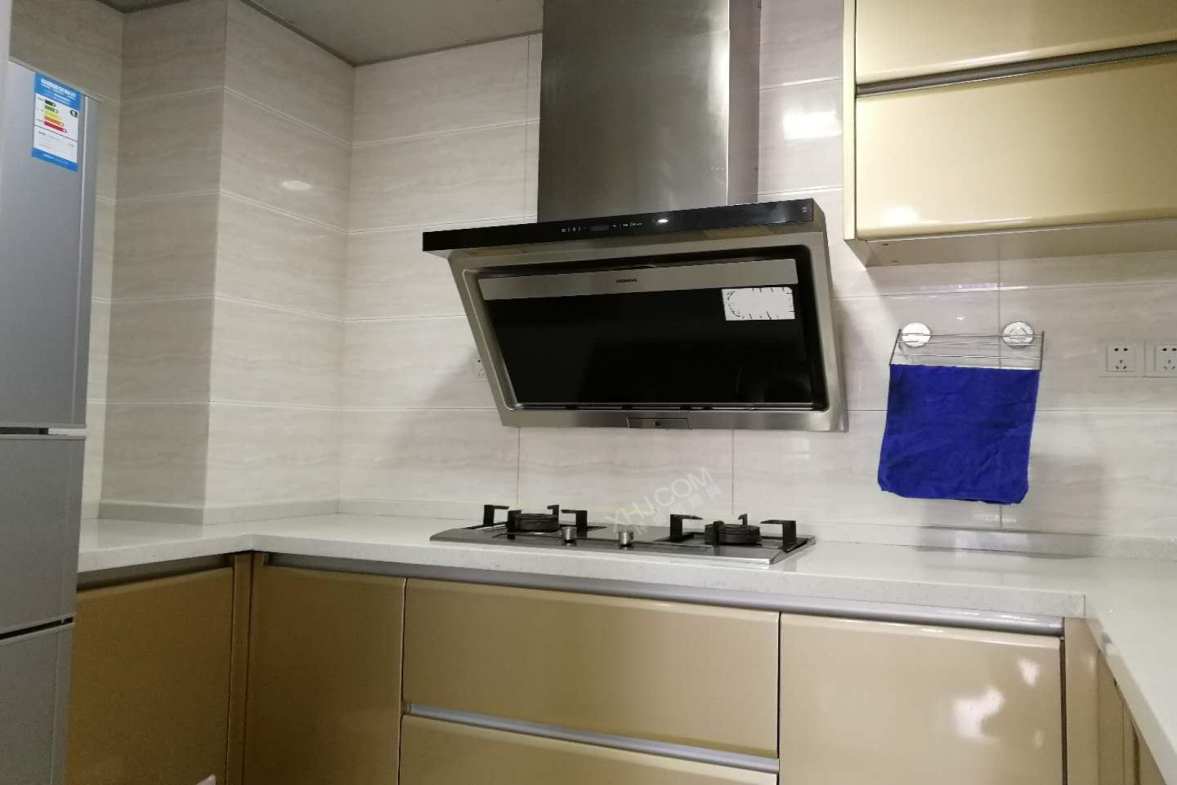 中海兰庭  3室1厅1卫    3900.0元/月 中海兰庭  3室1厅1卫    3900.0元/月室内图