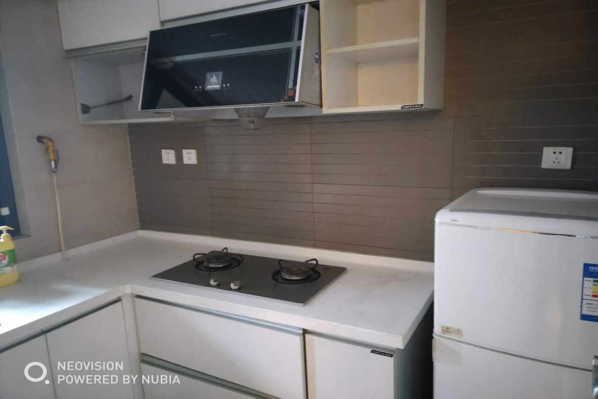 乐摩筑 1室1厅1卫 2000.0元/月 乐摩筑 1室1厅1卫 2000.0元/月室内图