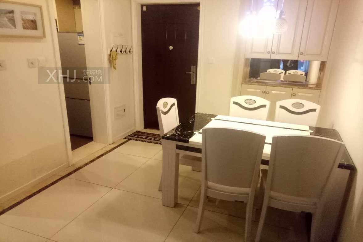 蓝光sofa社区  2室1厅1卫    2500.0元/月 蓝光sofa社区  2室1厅1卫    2500.0元/月室内图