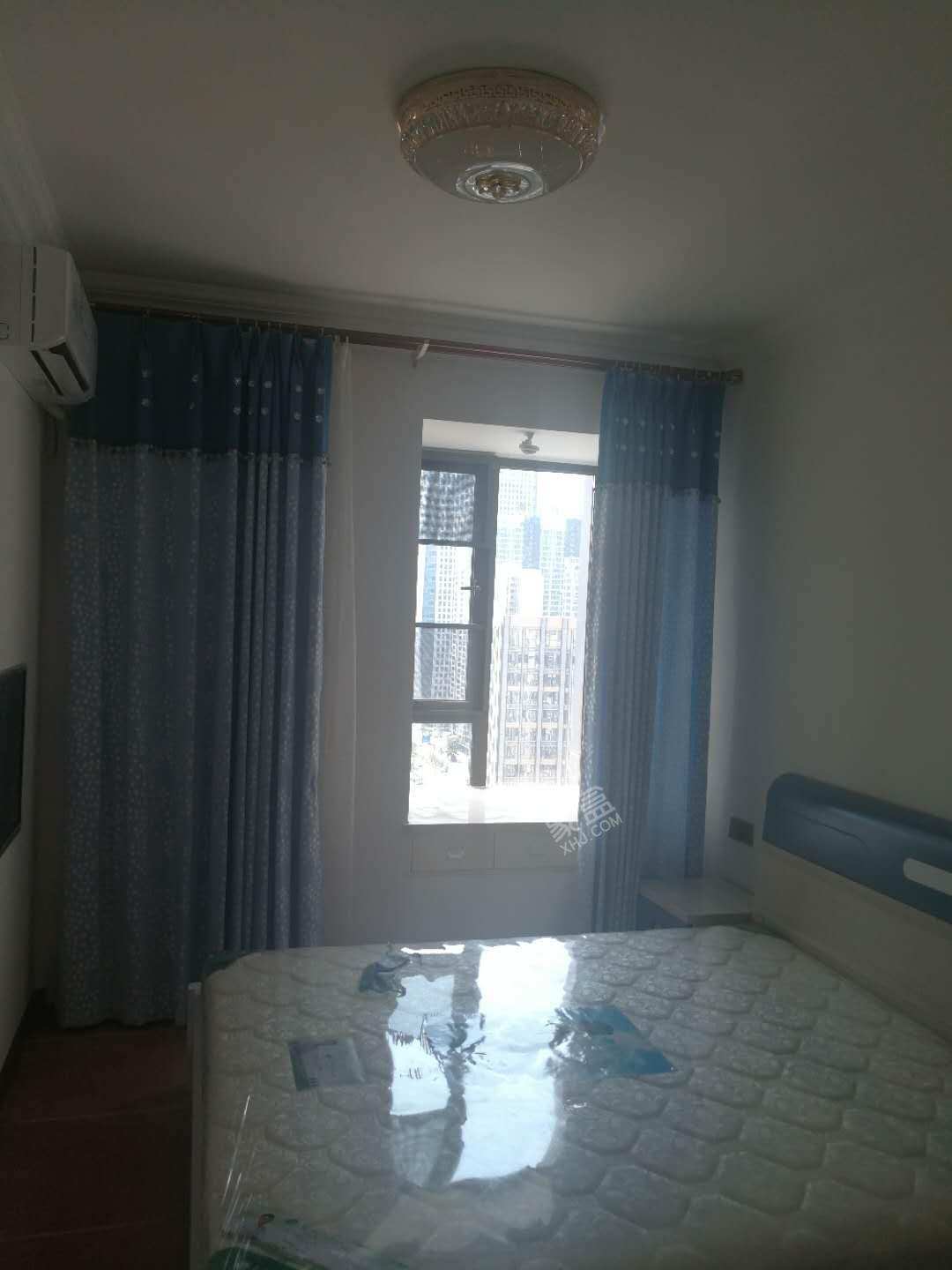 世龙广场  1室1厅1卫    3000.0元/月 世龙广场  1室1厅1卫    3000.0元/月室内图