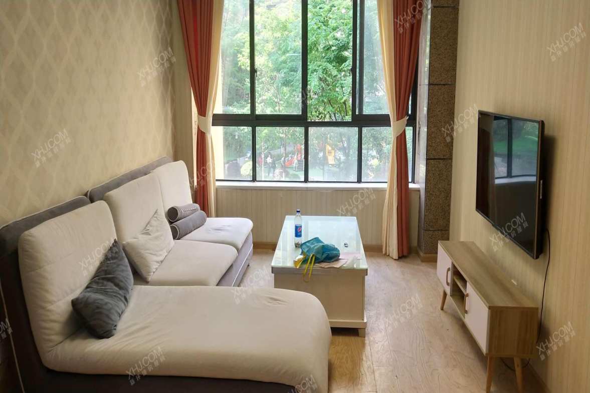 荣盛花语城  2室1厅1卫    2400.0元/月 荣盛花语城  2室1厅1卫    2400.0元/月室内图