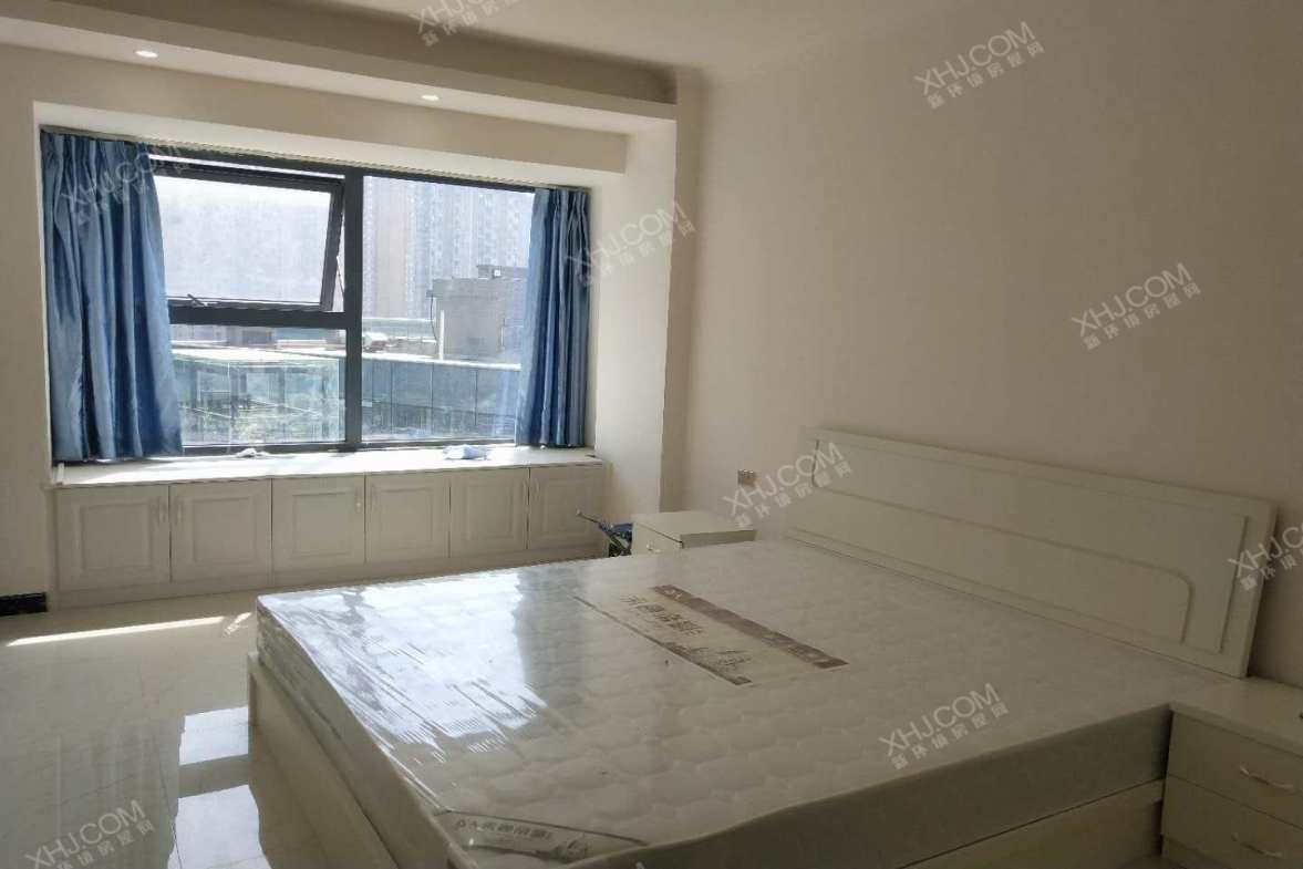 一品CG  1室1厅1卫    1800.0元/月室内图