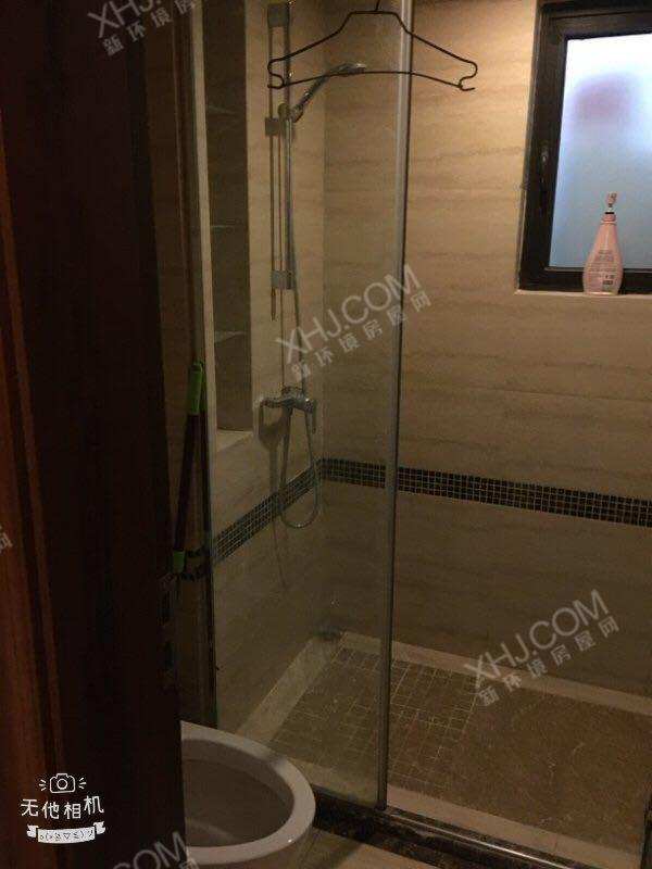 华润凤凰城三期  3室1厅1卫    4000.0元/月 华润凤凰城三期  3室1厅1卫    4000.0元/月室内图