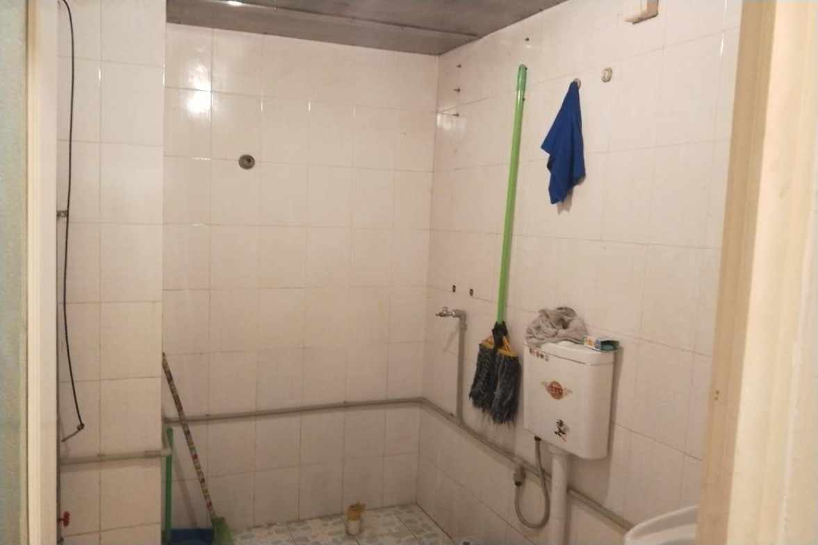 大地新光华  1室0厅1卫    1600.0元/月室内图