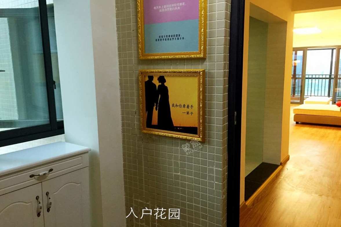 航天城上城  3室2厅1卫    4000.0元/月室内图