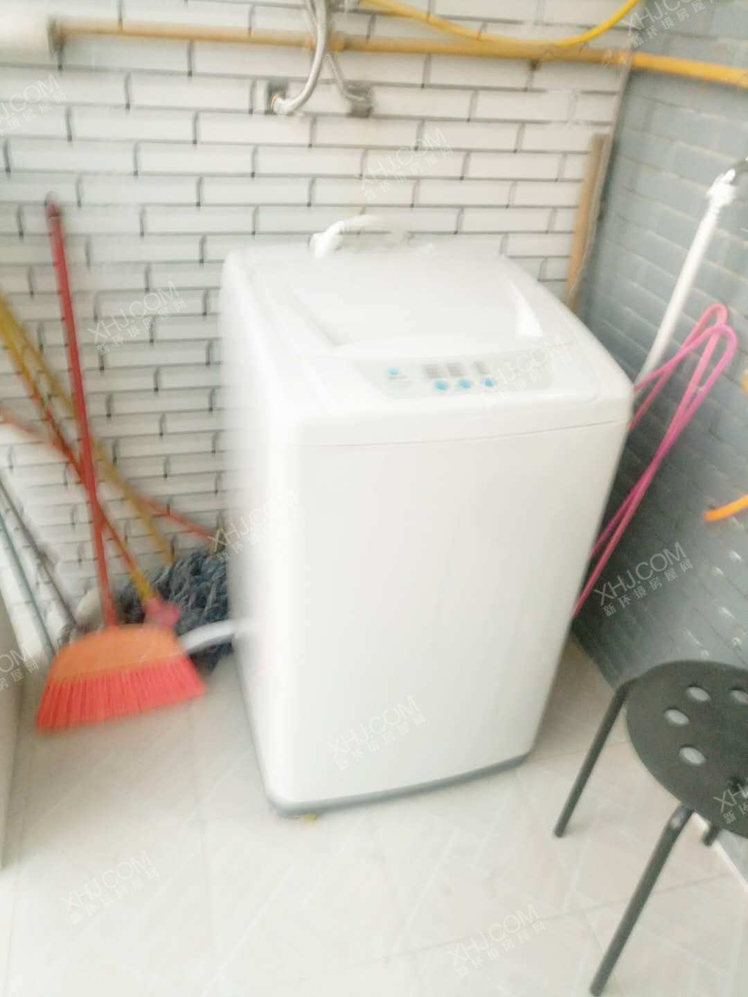 河池新居  2室2厅1卫    1500.0元/月室内图