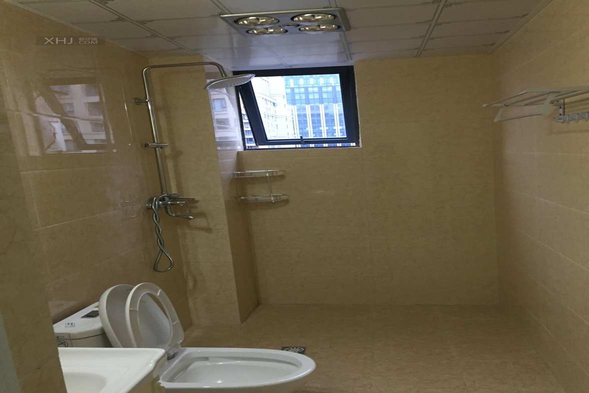 峰汇中心  4室2厅2卫    5200.0元/月 峰汇中心  4室2厅2卫    5200.0元/月室内图