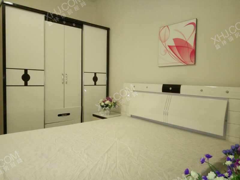 阳光金沙  3室2厅1卫    3300.0元/月室内图