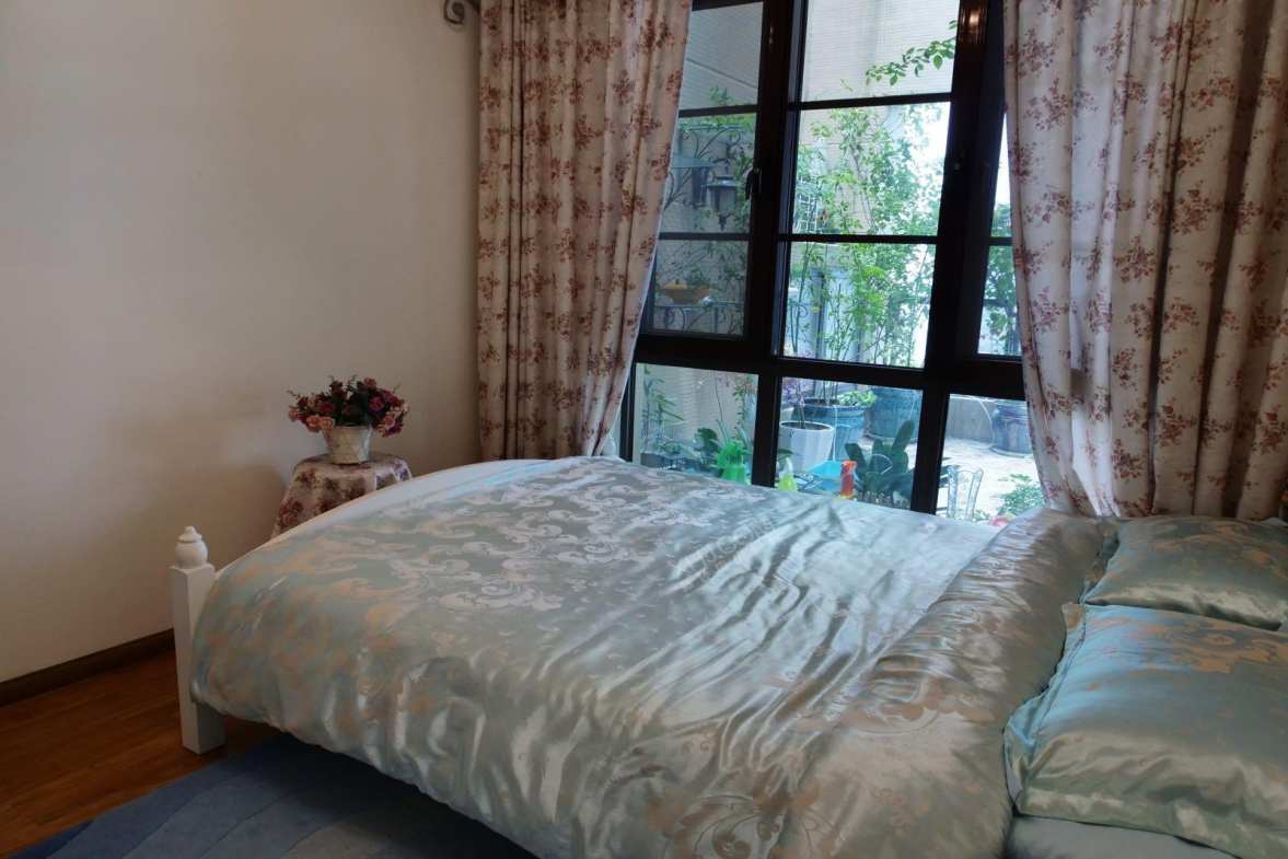 南湖国际1期 3室2厅2卫 7500.0元/月 南湖国际1期 3室2厅2卫 7500.0元/月室内图