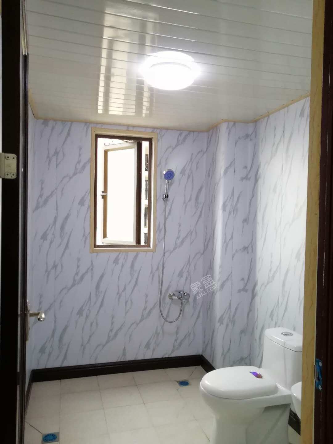 南湖世纪 3室2厅2卫 2500.0元/月 南湖世纪 3室2厅2卫 2500.0元/月室内图