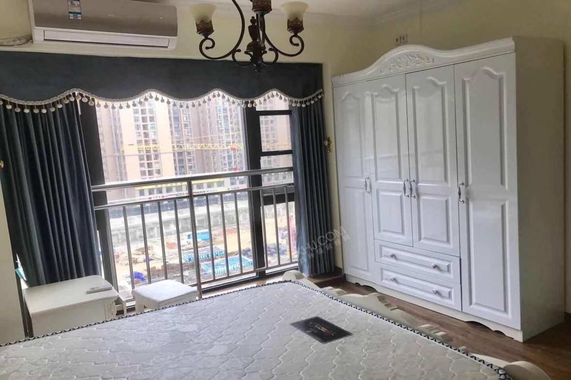 保利星座  1室1厅1卫    2500.0元/月室内图