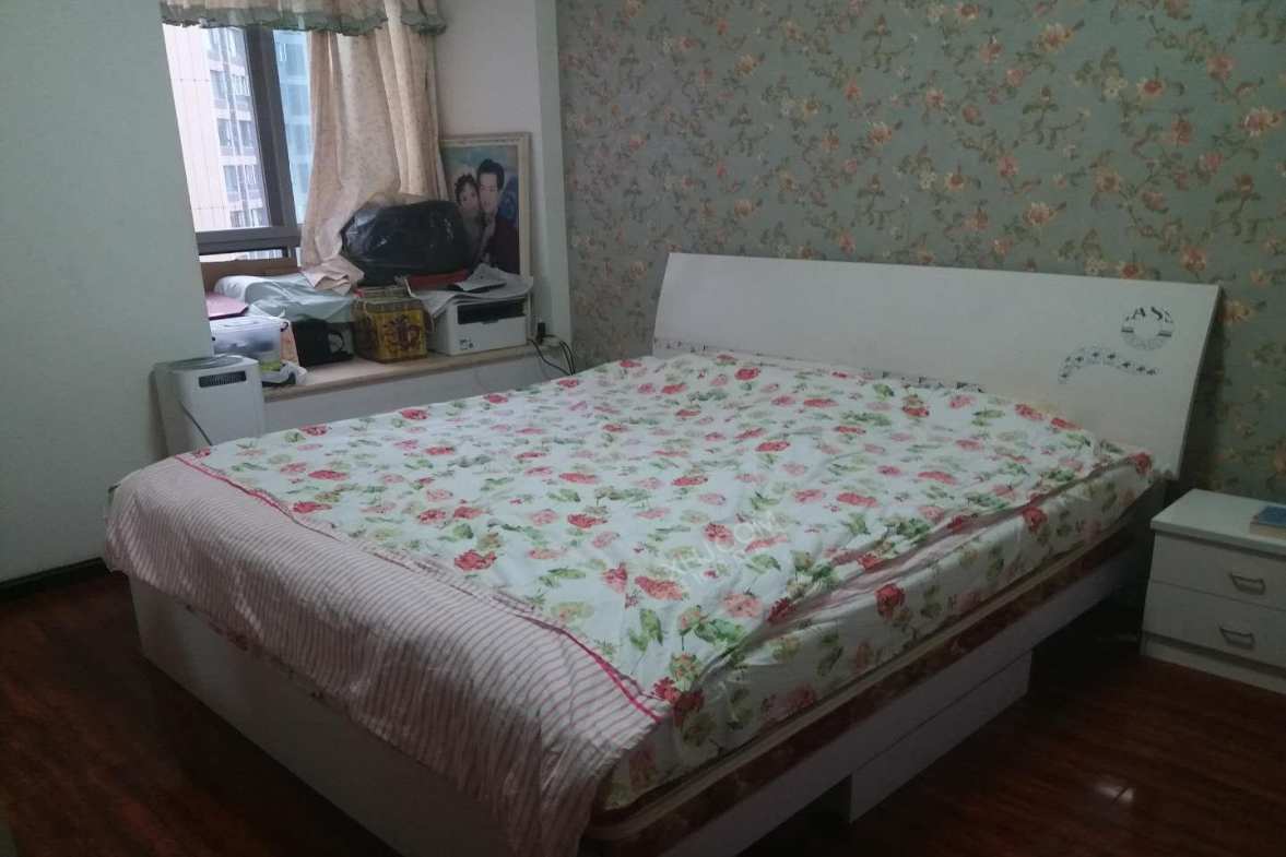 中海兰庭  3室1厅1卫    3100.0元/月室内图