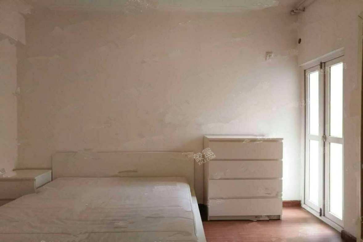 海棠月色  1室1厅1卫    2000.0元/月室内图