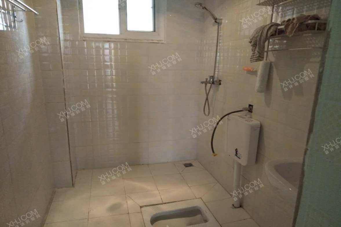 南湖春天  2室2厅1卫    1600.0元/月室内图