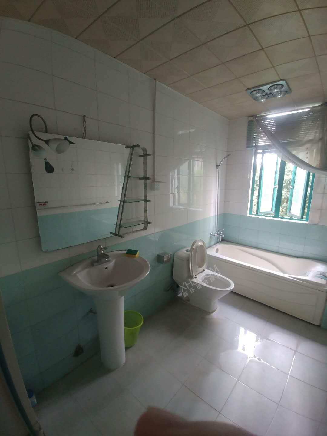 香格里拉  1室1厅1卫    1100.0元/月室内图