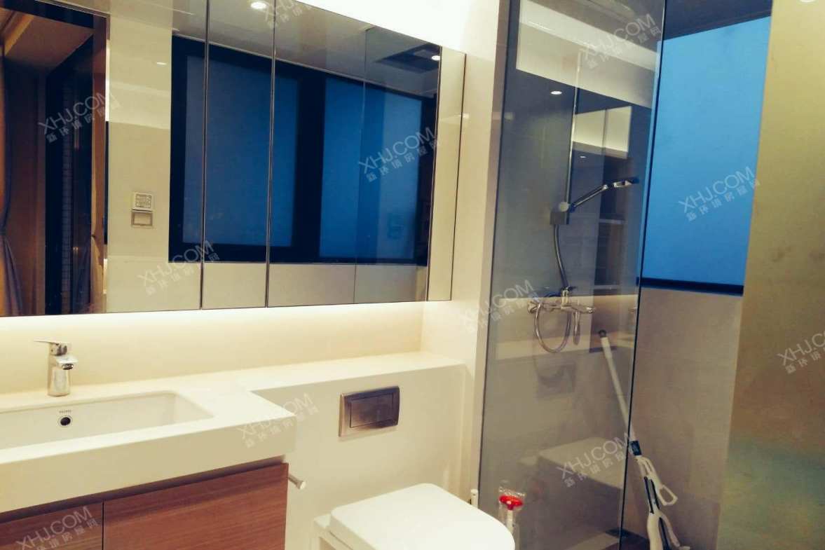 都城雅颂居二期  1室1厅1卫    2400.0元/月室内图