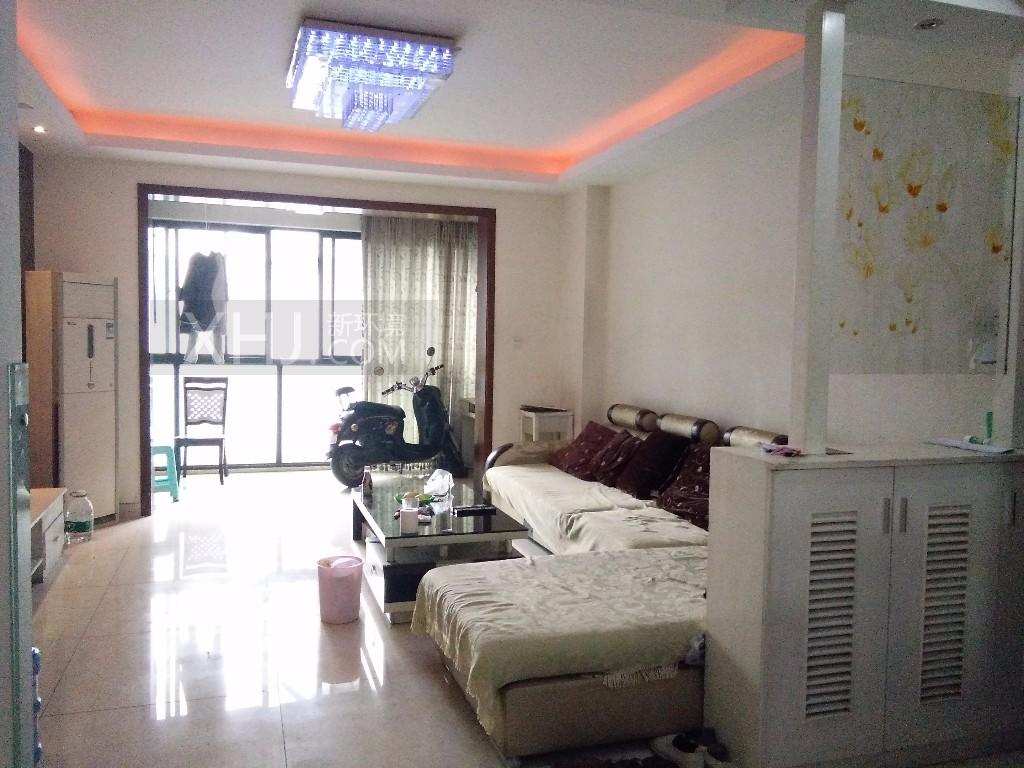 金地嘉年华B区  3室2厅2卫    3500.0元/月室内图