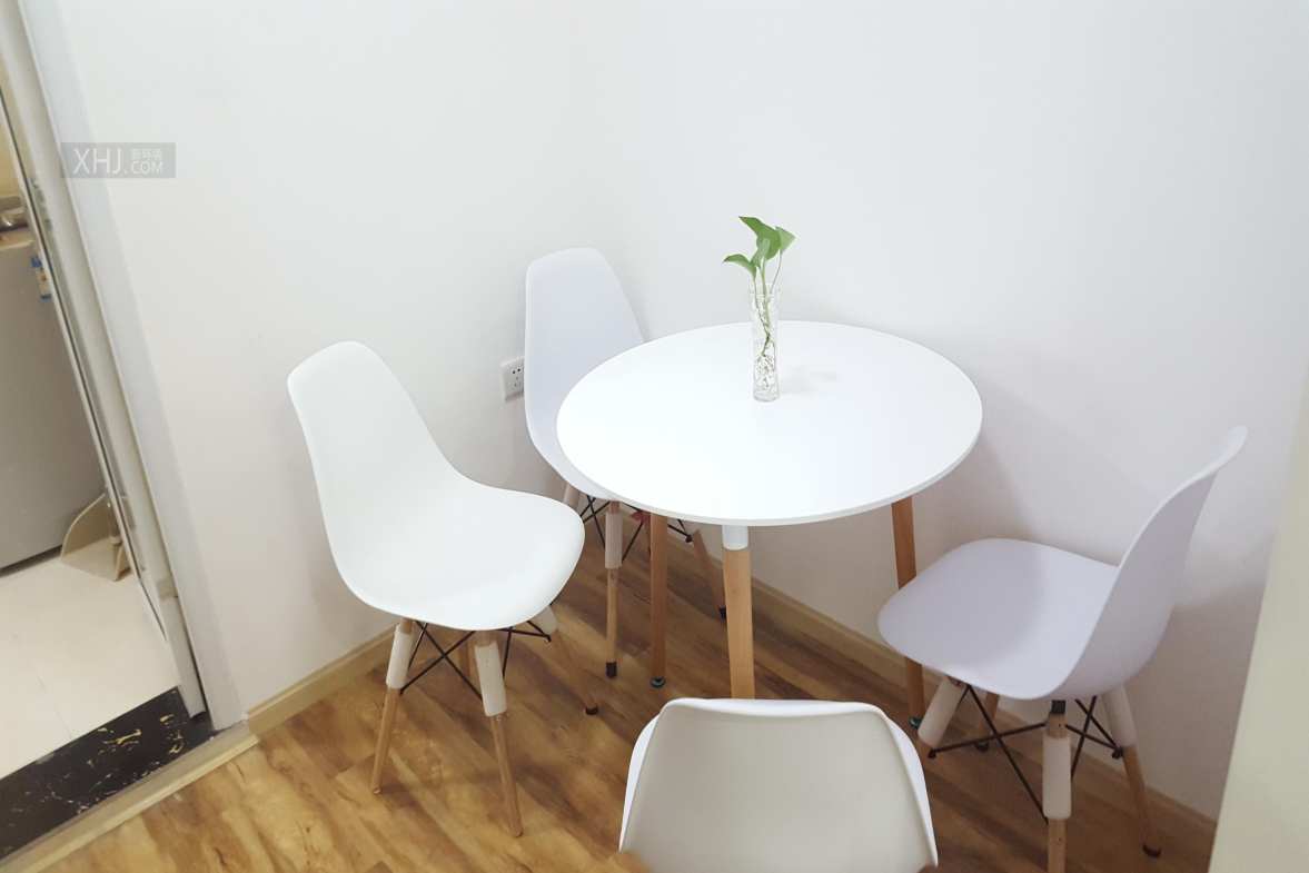 智地哥谭LOFT公寓  1室1厅1卫    1600.0元/月户型图