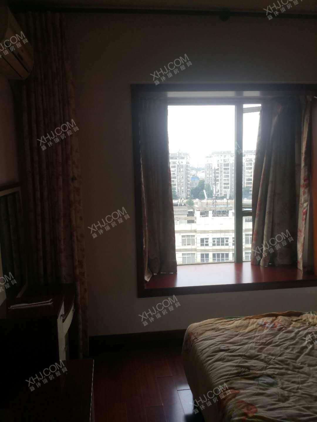 香格里拉  2室1厅1卫    2500.0元/月室内图