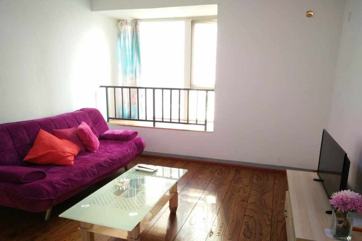 馨光华庭  1室1厅1卫    1550.0元/月室内图