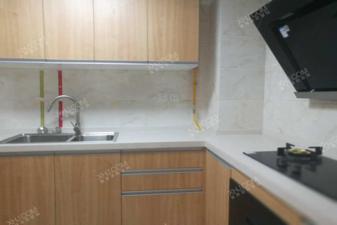 润莱金座  3室2厅1卫    4000.0元/月室内图