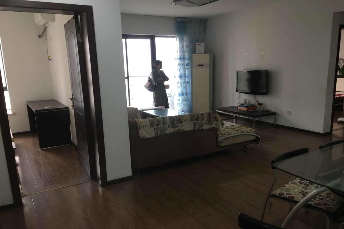 紫芸金沙  2室1厅1卫    2300.0元/月 紫芸金沙  2室1厅1卫    2300.0元/月室内图1