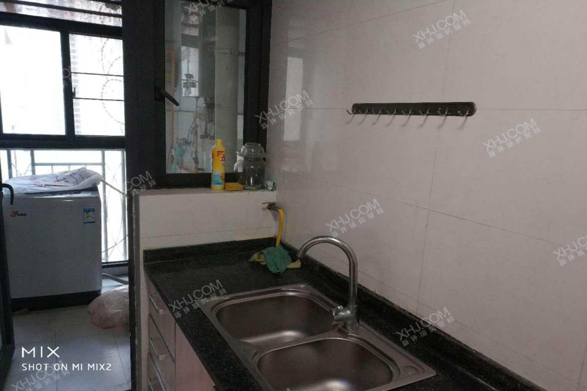 华府西苑  2室1厅1卫    3500.0元/月室内图