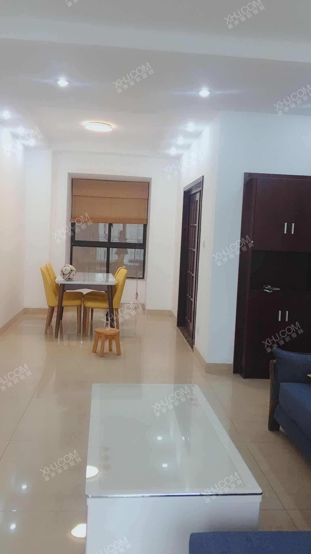 保利心语四期 3室2厅1卫 3300.0元/月 保利心语四期 3室2厅1卫 3300.0元/月室内图