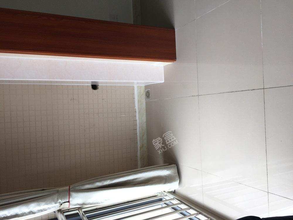 馨光嘉苑 2室2厅1卫 2200.0元/月 馨光嘉苑 2室2厅1卫 2200.0元/月室内图