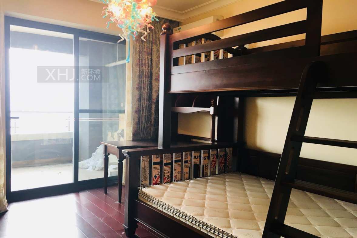 龙湖世纪峰景  4室2厅2卫    10000.0元/月室内图