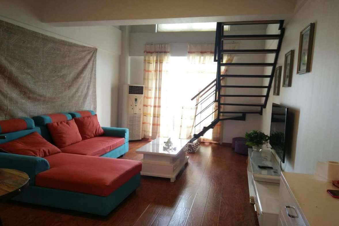 金沙园二期  1室1厅1卫   2500.00元/月 金沙园二期  1室1厅1卫   2500.00元/月室内图1