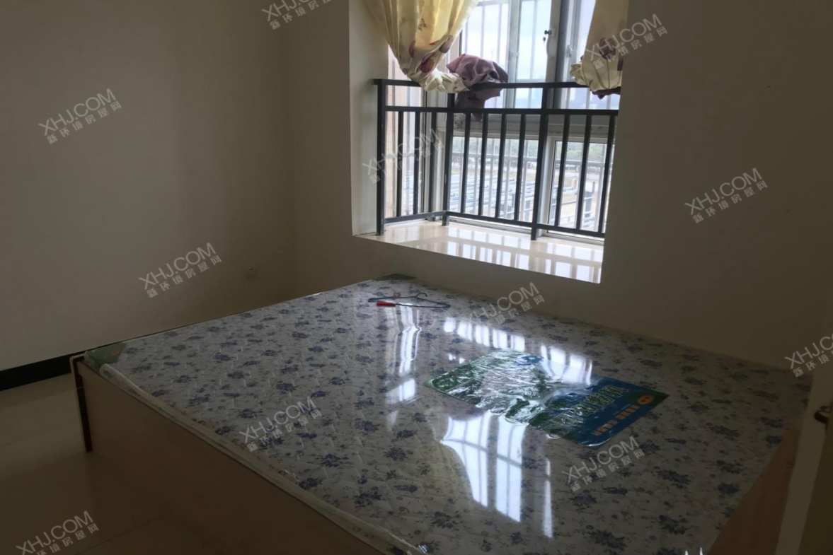 南湖春天  2室1厅1卫    1300.0元/月 南湖春天  2室1厅1卫    1300.0元/月室内图