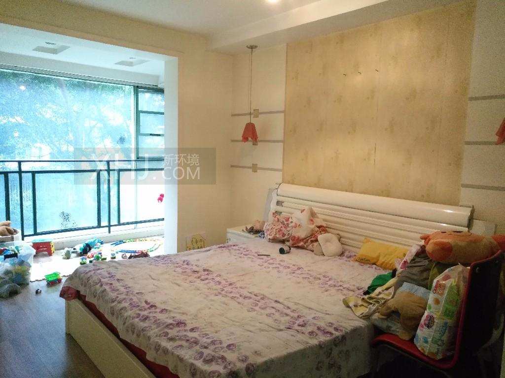 浪琴湾  3室2厅1卫    2600.0元/月室内图