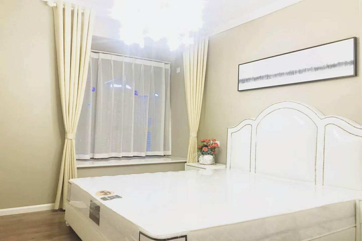 绿地之窗  2室1厅1卫    4500.0元/月 绿地之窗  2室1厅1卫    4500.0元/月室内图