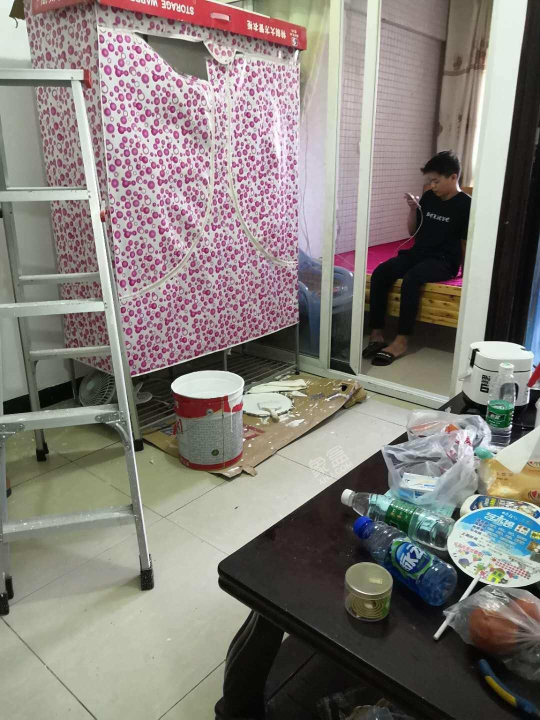 大源25号院  2室1厅1卫    1700.0元/月 大源25号院  2室1厅1卫    1700.0元/月室内图