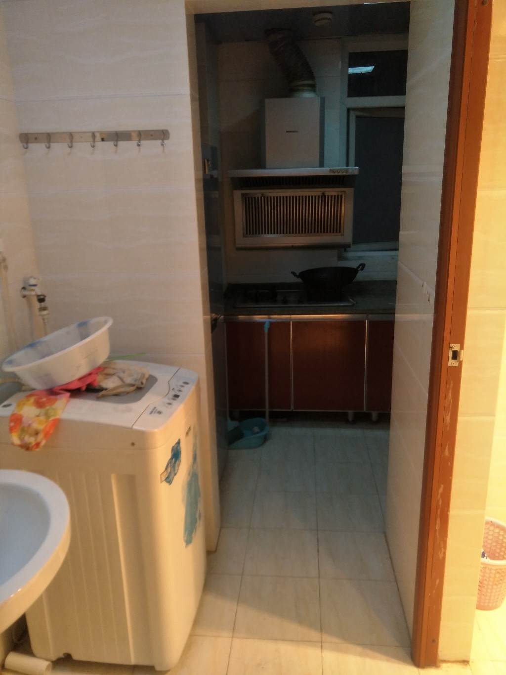 揽胜金沙 1室1厅1卫 2000.0元/月 揽胜金沙 1室1厅1卫 2000.0元/月室内图