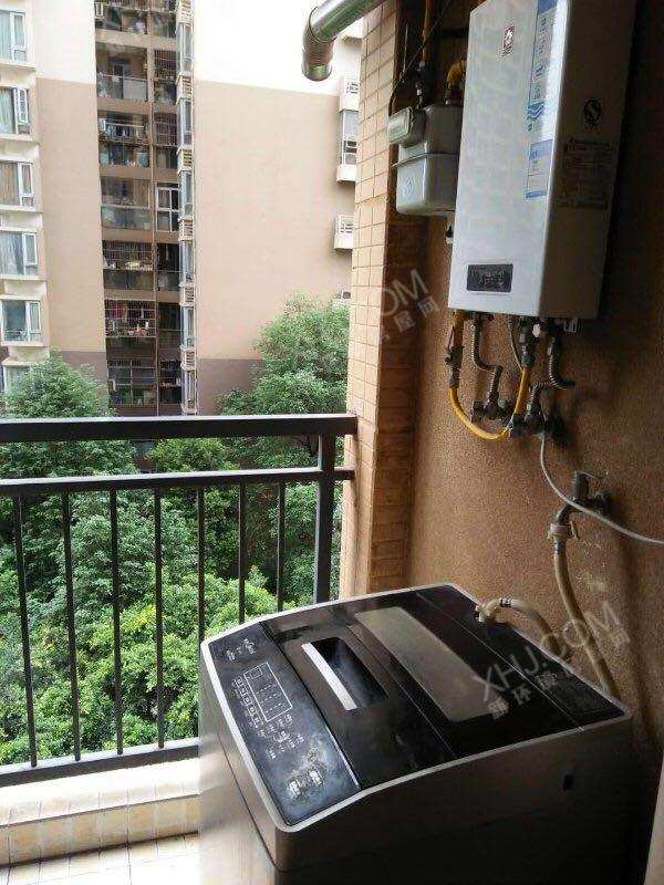 朗基龙堂  2室1厅1卫    2600.0元/月室内图