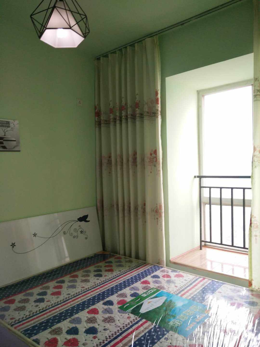 二江花园  2室1厅1卫    1500.0元/月 二江花园  2室1厅1卫    1500.0元/月室内图