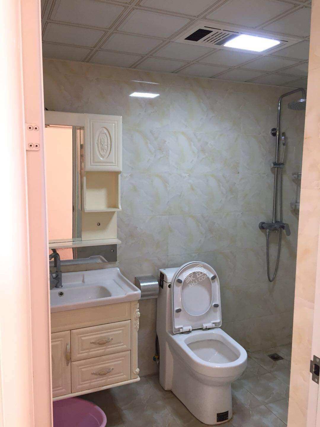 凯德世纪名邸  2室1厅1卫    2800.0元/月 凯德世纪名邸  2室1厅1卫    2800.0元/月室内图