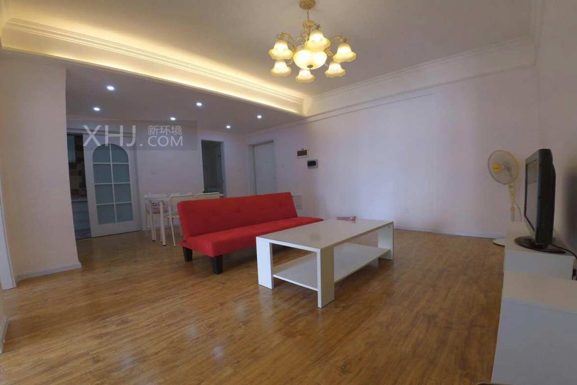 枫丹国际公寓  2室1厅1卫    3500.0元/月 枫丹国际公寓  2室1厅1卫    3500.0元/月室内图