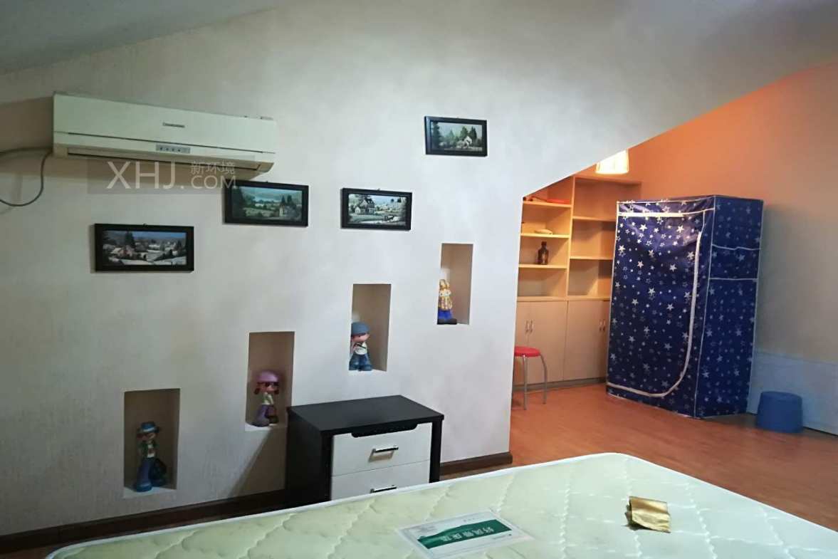 金沙西园二期  1室1厅1卫   2300.00元/月室内图