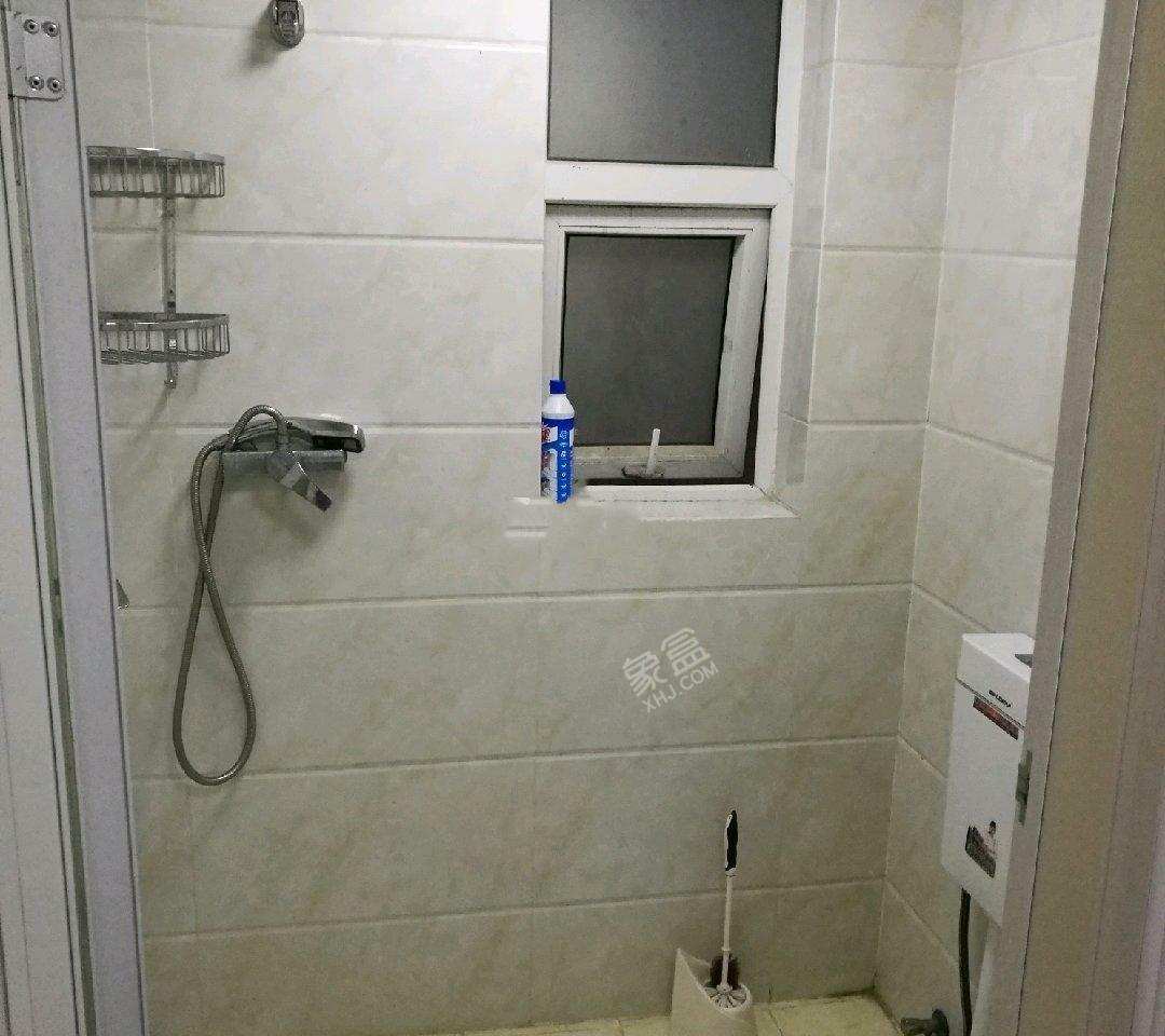 揽胜金沙  1室1厅1卫    2200.0元/月室内图