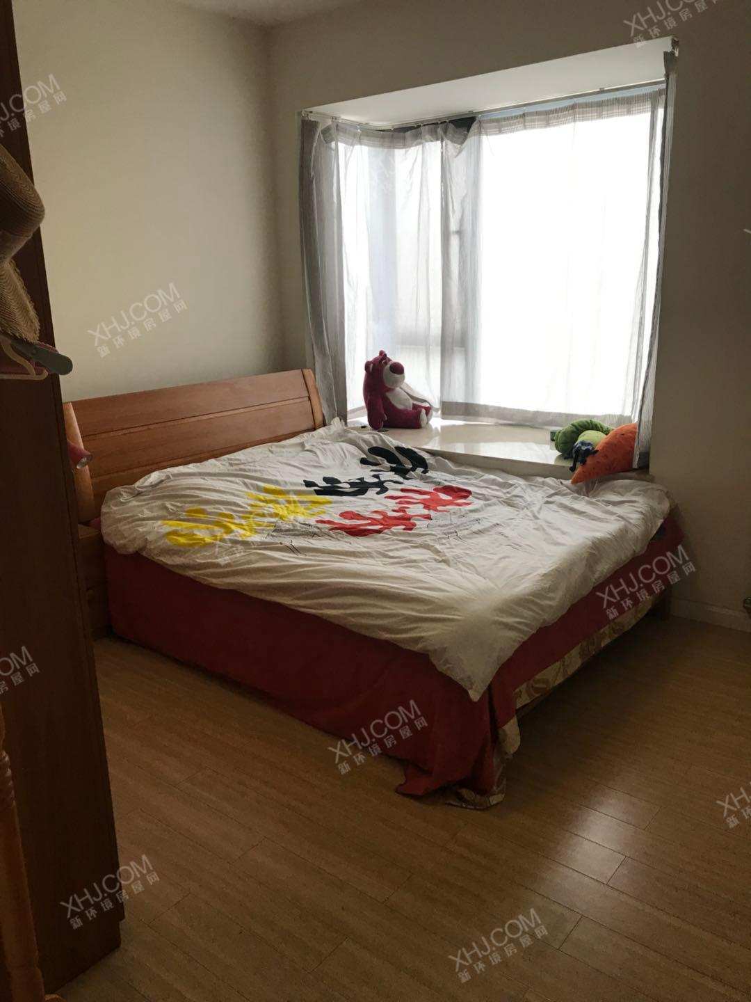 河畔新世界  2室2厅1卫    2000.0元/月室内图