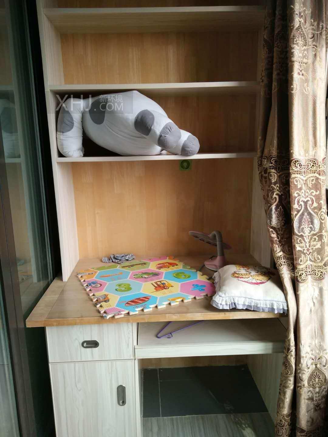 保利香槟光华  3室2厅1卫    2600.0元/月 保利香槟光华  3室2厅1卫    2600.0元/月室内图