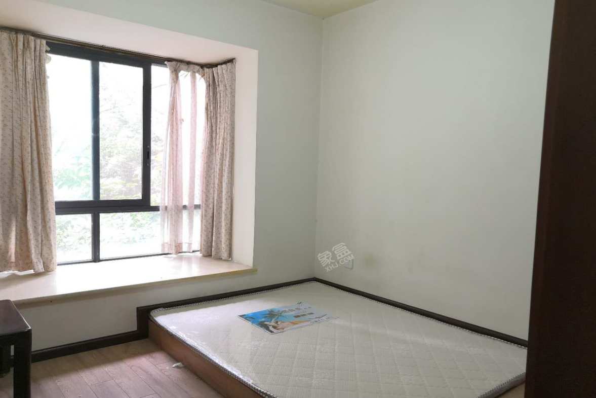 紫芸金沙  2室1厅1卫    2800.0元/月室内图