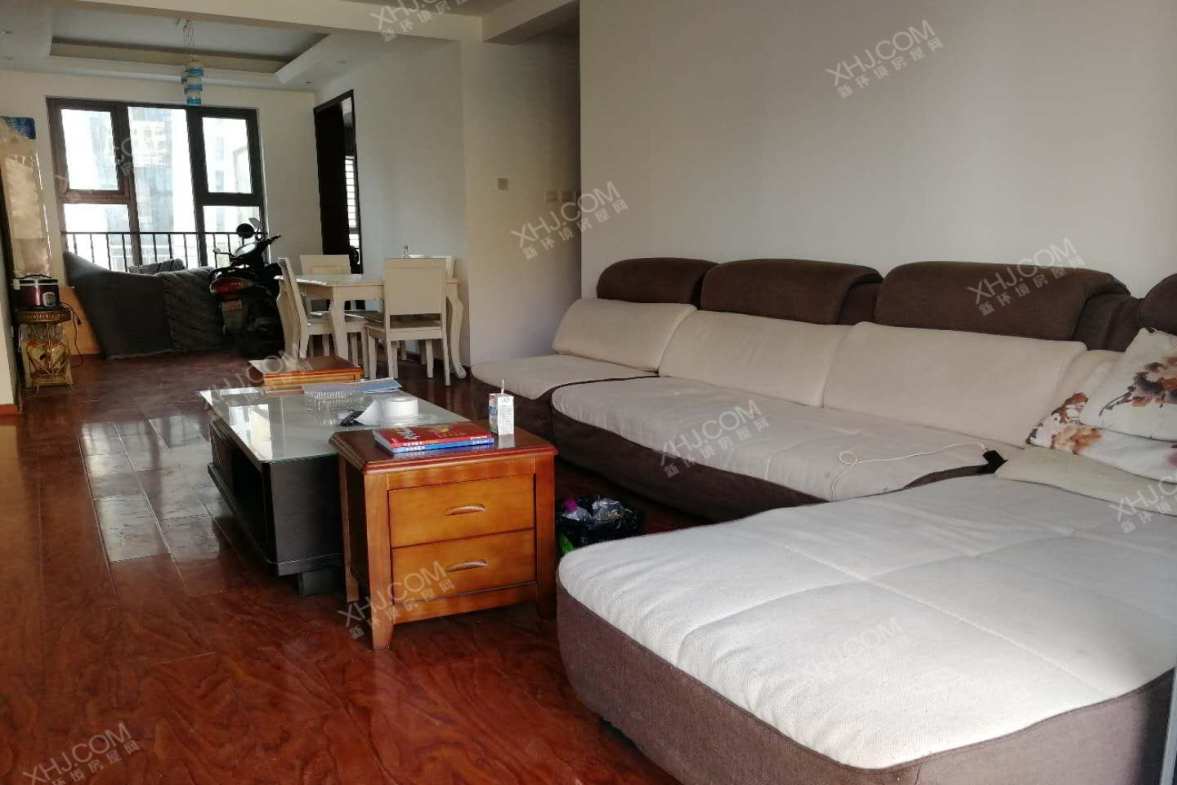 航天城上城  4室2厅1卫    6000.0元/月室内图