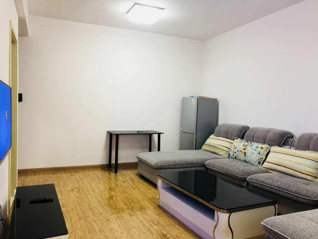 东方希望天祥广场  1室1厅1卫    3300.0元/月 东方希望天祥广场  1室1厅1卫    3300.0元/月室内图