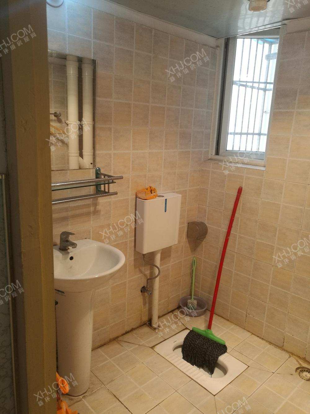 馨光华庭  1室1厅1卫    1500.0元/月室内图