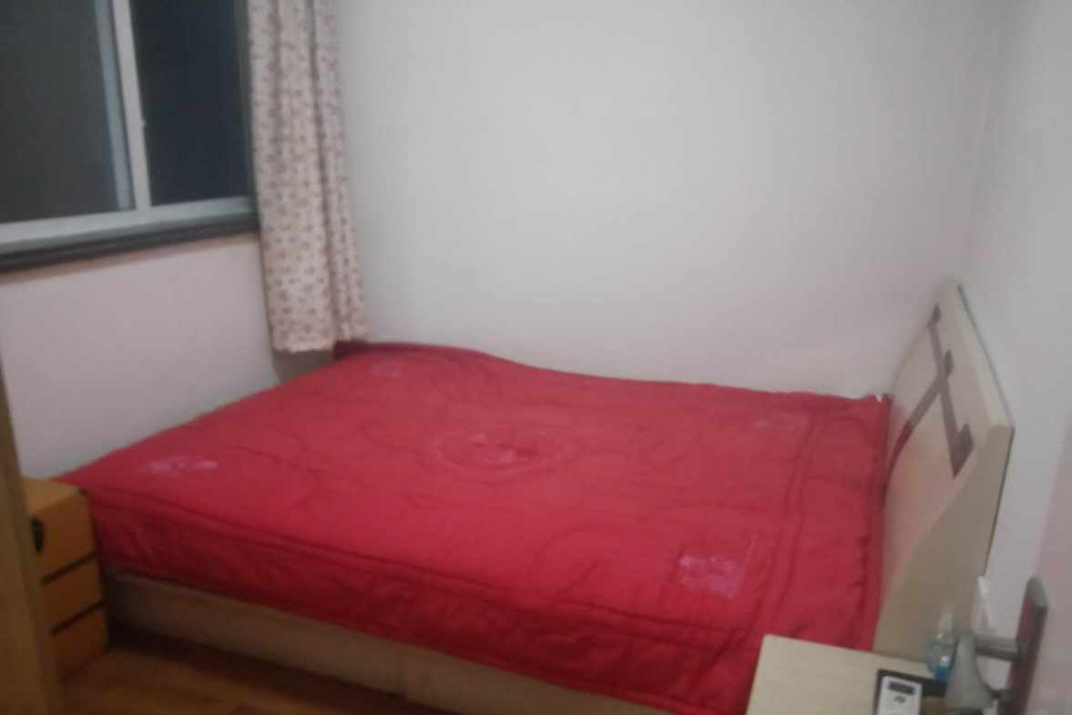 左右小区 1室1厅1卫 1600.0元/月 左右小区 1室1厅1卫 1600.0元/月室内图